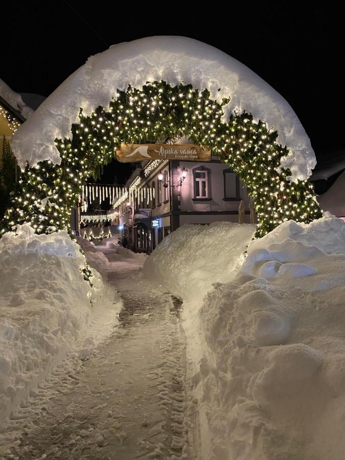 Alpine Centre *